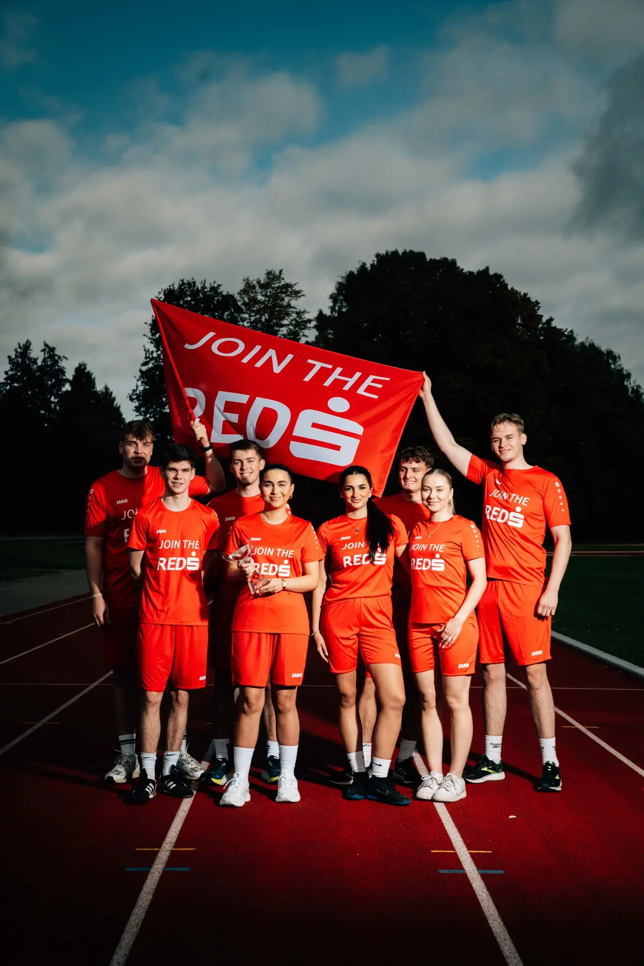 Fussballteam Gruppenfoto Mit Fahne
